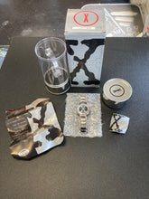 Load image into Gallery viewer, FOSSIL The X Files Collectors Watch 1203/3000
