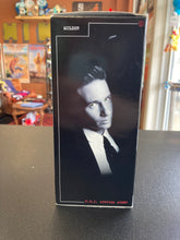 Load image into Gallery viewer, FOSSIL The X Files Collectors Watch 1203/3000
