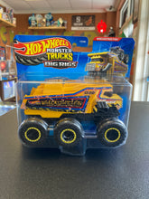 Load image into Gallery viewer, MATTEL HOT WHEELS Monster Trucks Big Rigs Wreckstruction
