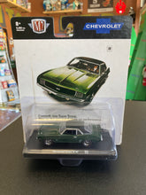 Load image into Gallery viewer, M2 MACHINES Auto Drivers 1969 Chevrolet Camaro SS RS R75 21-13
