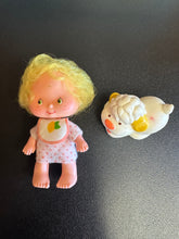 Load image into Gallery viewer, American Greetings 1979 Strawberry Shortcake Ada with Sugar Woofer Preowned Doll
