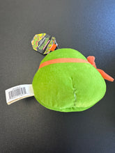 Load image into Gallery viewer, TMNT Michelangelo Plush Head Backpack Clip
