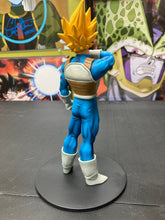 Load image into Gallery viewer, Banpresto DBZ Resolution of Soldiers Vegeta (Preowned)
