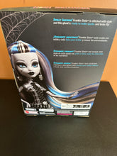 Load image into Gallery viewer, Monster High Reel Drama Frankie Stein 2025
