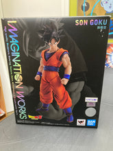 Load image into Gallery viewer, Imagination Works DBZ Son Goku (Preowned) - missing hand
