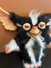 Load image into Gallery viewer, Gremlins 2 The New Batch Mohawk Mogwai Prop Preowned
