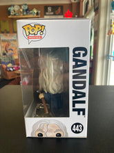 Load image into Gallery viewer, FUNKO POP The Lord Of The Rings Gandalf 443
