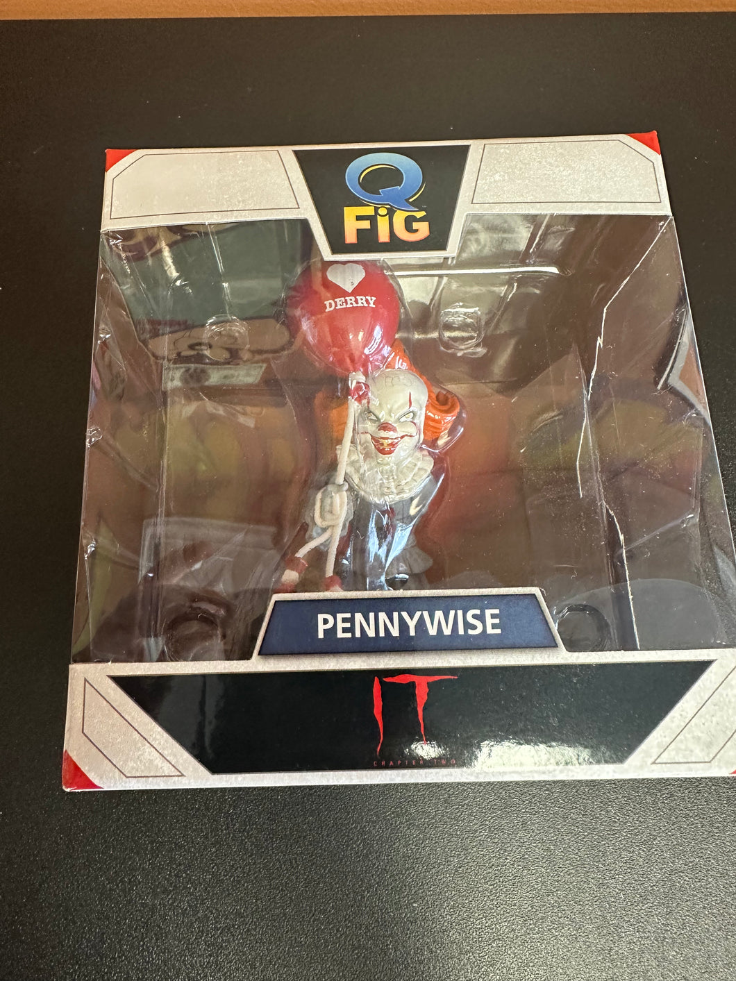 QFig It Chapter Two Pennywise with Derby Red Balloon Figure