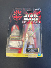Load image into Gallery viewer, HASBRO Star Wars Episode 1 Qui-Gon Jinn (Jedi Duel) With Lightsaber Figure
