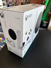 Load image into Gallery viewer, XBOX SERIES S 512 GB SSD DIGITAL Preowned READ

