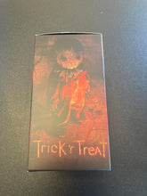 Load image into Gallery viewer, TRICK r’ TREAT Sam Mini Bust
