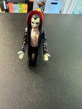 Load image into Gallery viewer, 1980 Universal Dracula with Cape 3.75” Action Figure
