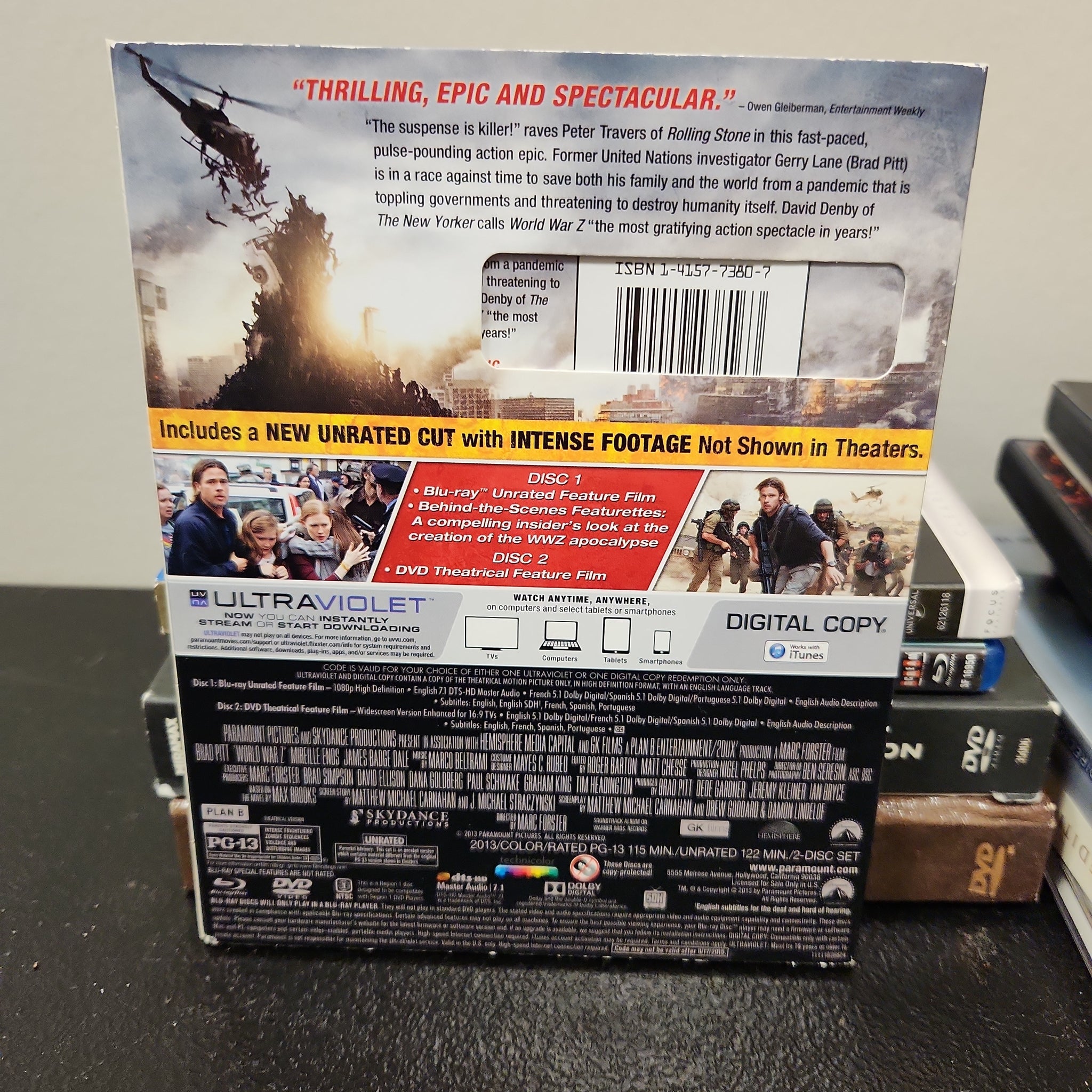 World War Z [BluRay+DVD] Brad Pitt – Hitchhiker Toys