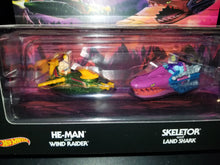 Load image into Gallery viewer, 2021 SDCC HOT WHEELS MASTERS OF THE UNIVERS HEMAN WIND RAIDER VS. SKELETOR LAND SHARK
