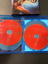 Load image into Gallery viewer, THE FLASH THE COMPLETE FIRST SEASON PREOWNED BLU-RAY DVD
