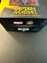 Load image into Gallery viewer, DIAMOND SELECT GALLERY MARVEL CAPTAIN MARVEL SHIELD EDITION PVC DIORAMA
