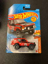 Load image into Gallery viewer, HOT WHEELS HOT TRUCKS RANGE ROVER CLASSIC 245/250 10/10 2020
