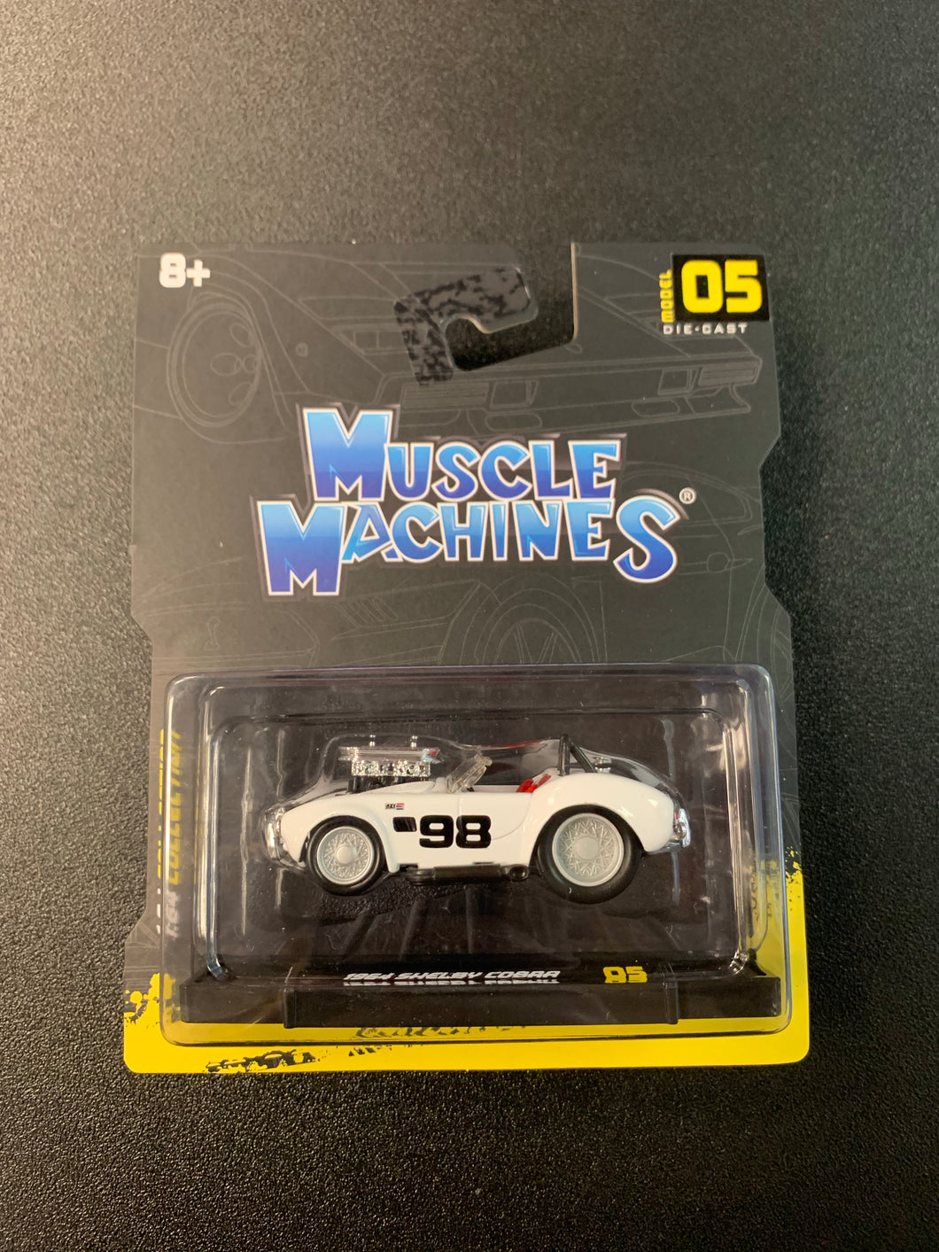 MUSCLE MACHINES MODEL 05 SERIES 1 1:64 COLLECTION 1964 SHELBY COBRA