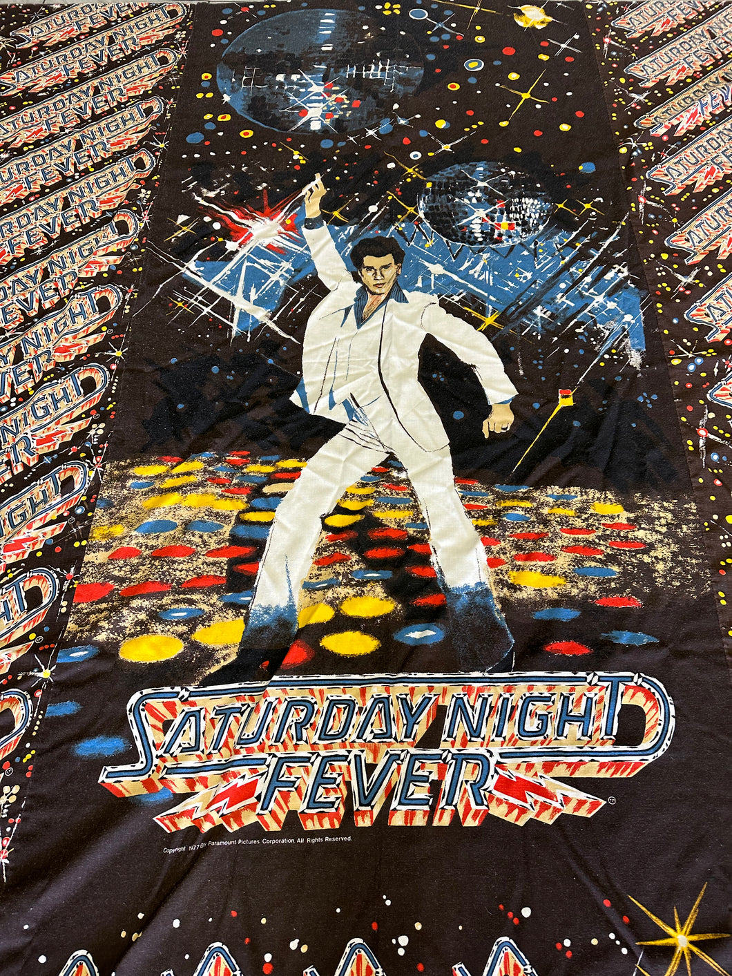 VINTAGE SATURDAY NIGHT FEVER JOHN TRAVOLTA BED COVER FABRIC BEDDING PREOWNED