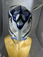 Load image into Gallery viewer, LUCHA METALLIC BLUE BLACK AND WHITE MASK WITH OUT TAGS
