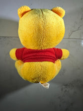 Load image into Gallery viewer, DISNEY STORE WINNIE THE POOH  BEAR 6” SITTING PLUSH
