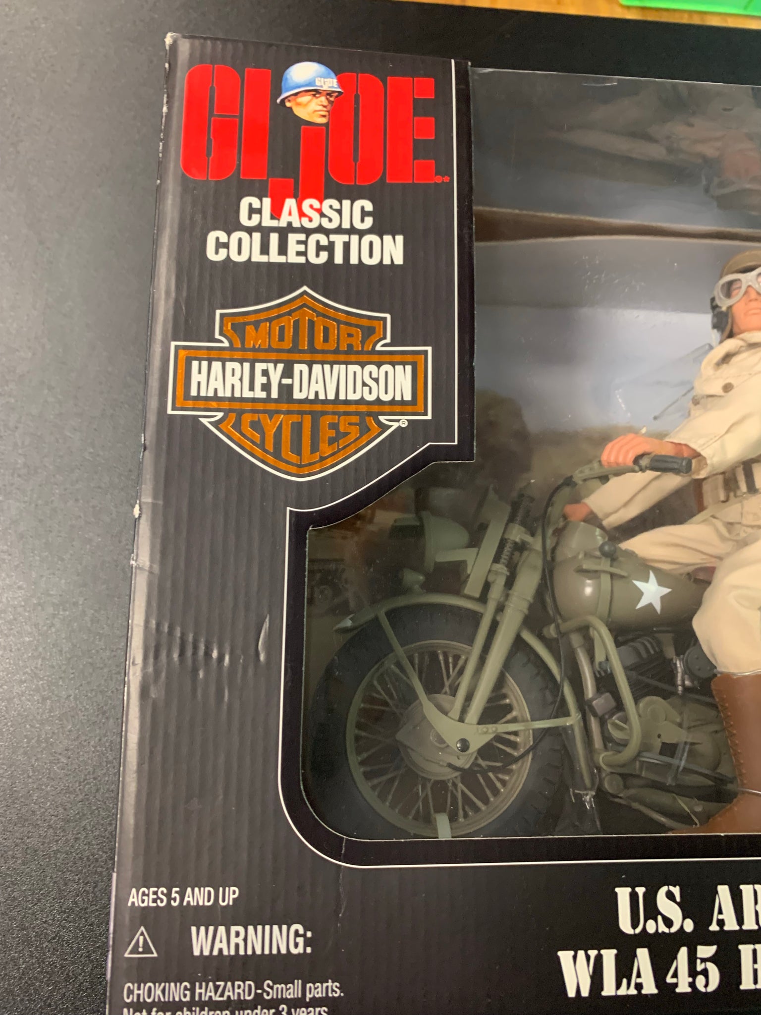 HASBRO G.I. JOE CLASSIC COLLECTION HARLEY DAVIDSON MOTOR CUCLES US ARMY  COURIER & WLA 45 HARLEY-DAVIDSON
