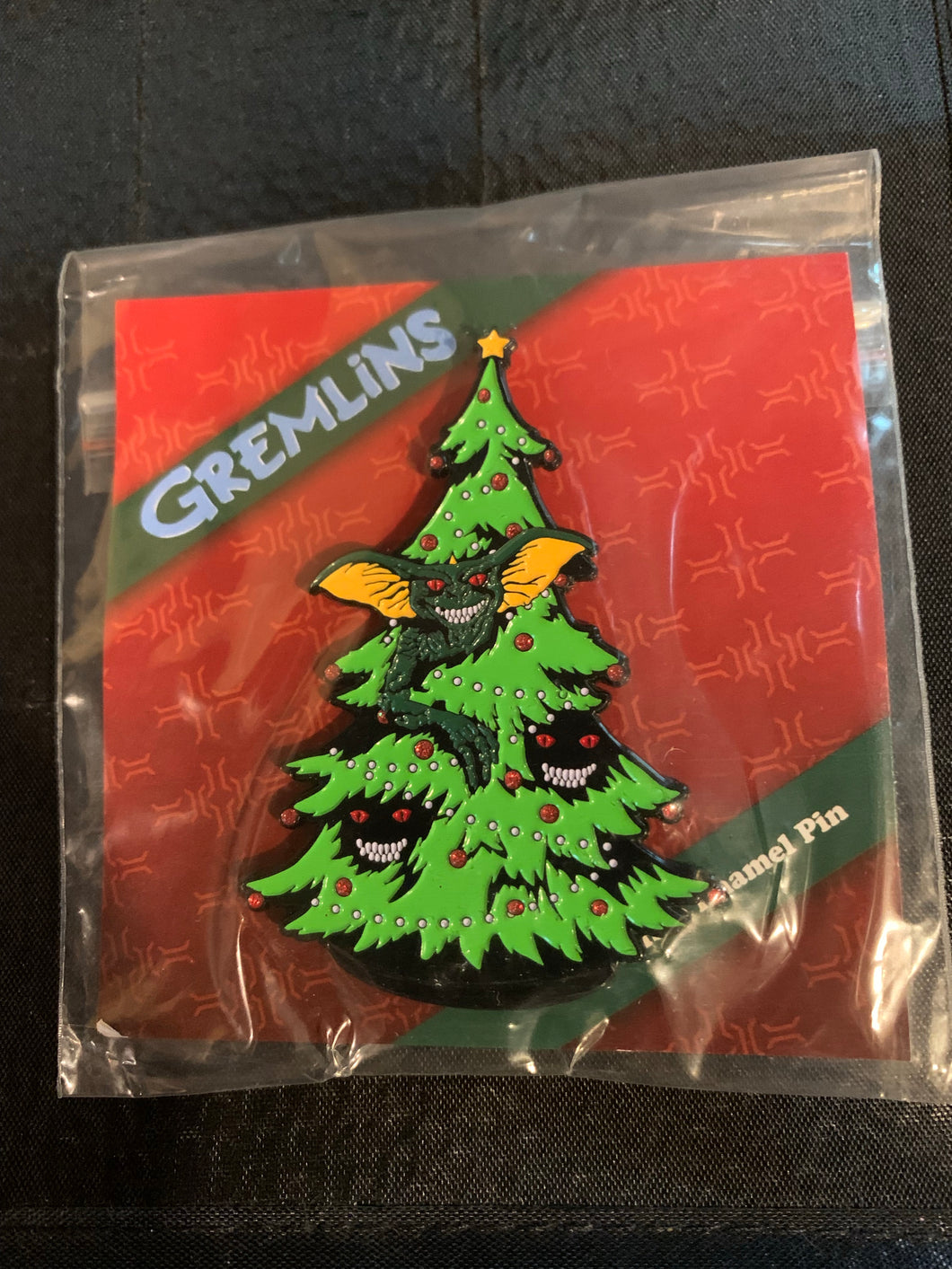GREMLINS - CHRISTMAS TREE ENAMEL PIN