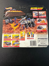 Load image into Gallery viewer, HOT WHEELS ARMAGEDDON ACTION SITE DRILLING UNIT
