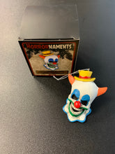Load image into Gallery viewer, HORROR ORNAMENTS HALLOWEEN SKULL COLLECTIBLE ORNAMENTS
