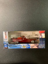 Load image into Gallery viewer, NEWRAY CHRYSLER 300E (1959) 1:43 SCALE
