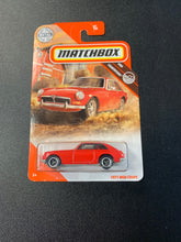 Load image into Gallery viewer, MATCHBOX 1971 MGB COUPE MBC COUNTRYSIDE 61/100

