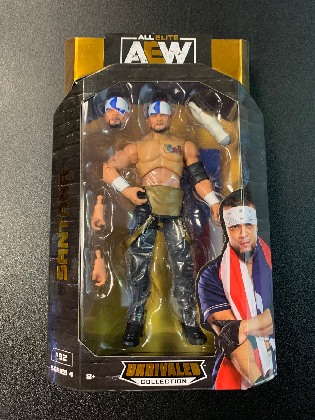 AEW UNRIVALED COLLECTION SANTANA #32 SERIES 4