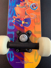 Load image into Gallery viewer, HANNA-BARBERA SCOOBY-DOO SPORTS MINI KIDS SKATEBOARD PREOWNED
